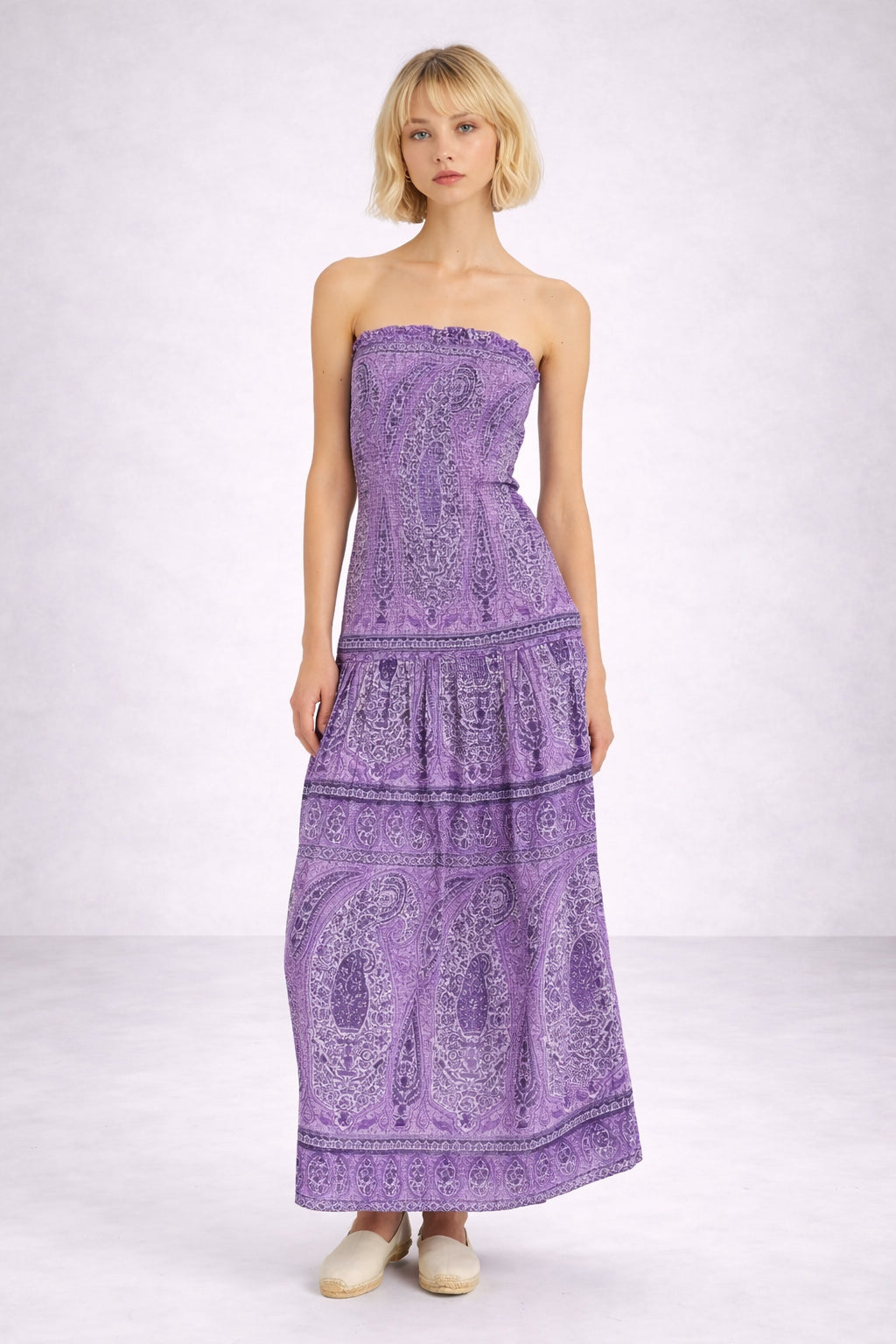 Abito Lungo senza Spalle Fantasia Paisley, Tajara Antik Batik