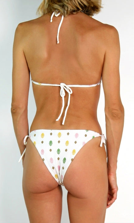 Delfina, Bikini a Triangolo con Laccetti e Ricami Penny