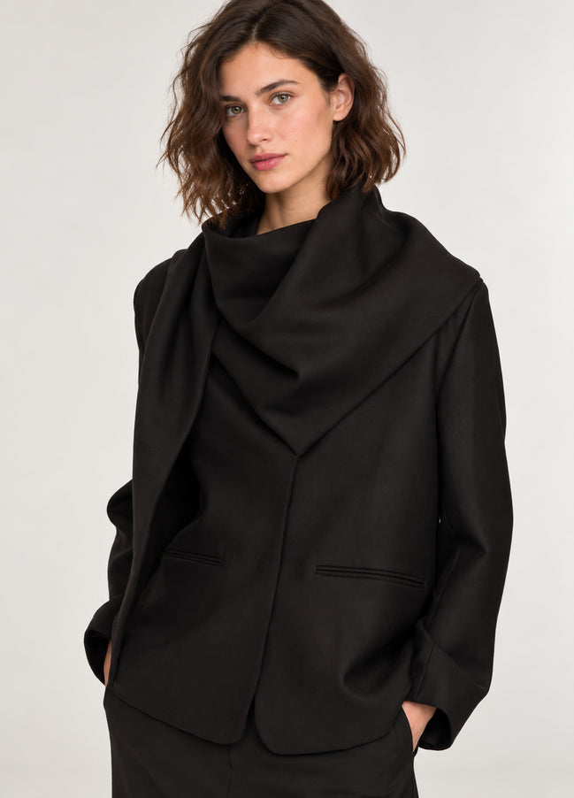 SEA NY, Blazer in lana nero con ampio foulard integrato