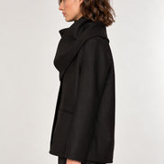 SEA NY, Blazer in lana nero con ampio foulard integrato