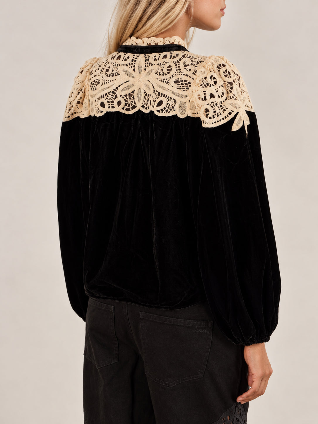 SEA New York,  Blusa di Velluto e  Pizzo con Fiocco Shiloh