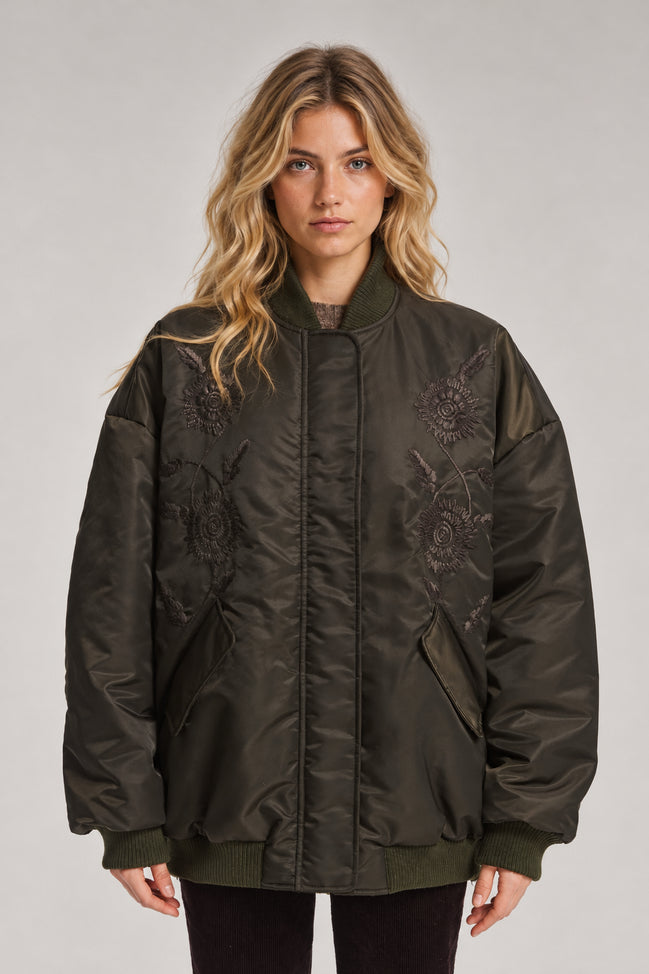 Antik Batik, Bomber over con ricami Kilmer