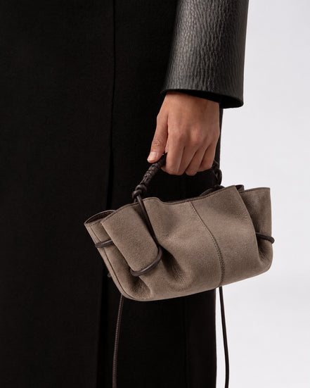 Hereu, Borsa piccola a tracolla e a mano in suede Mini Arta