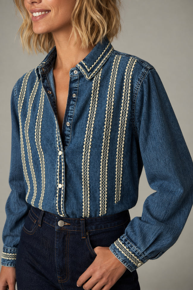Maison Hotel, Camicia in Denim con Ricami a Contrasto Zach