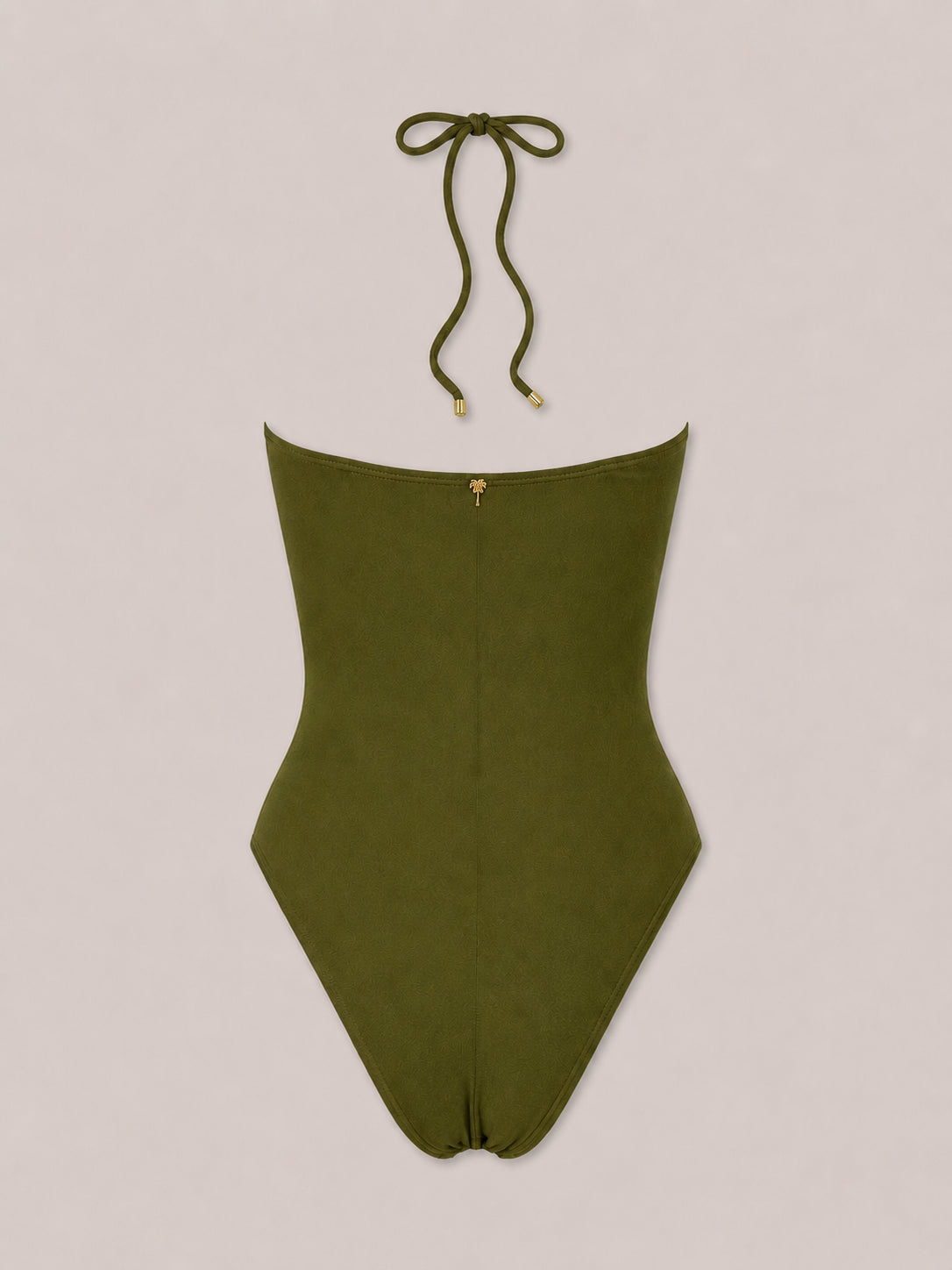 Agua de Coco, Costume Intero Palha