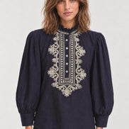 Antik Batik, Blusa in Crepe di Cotone con Ricami Florette