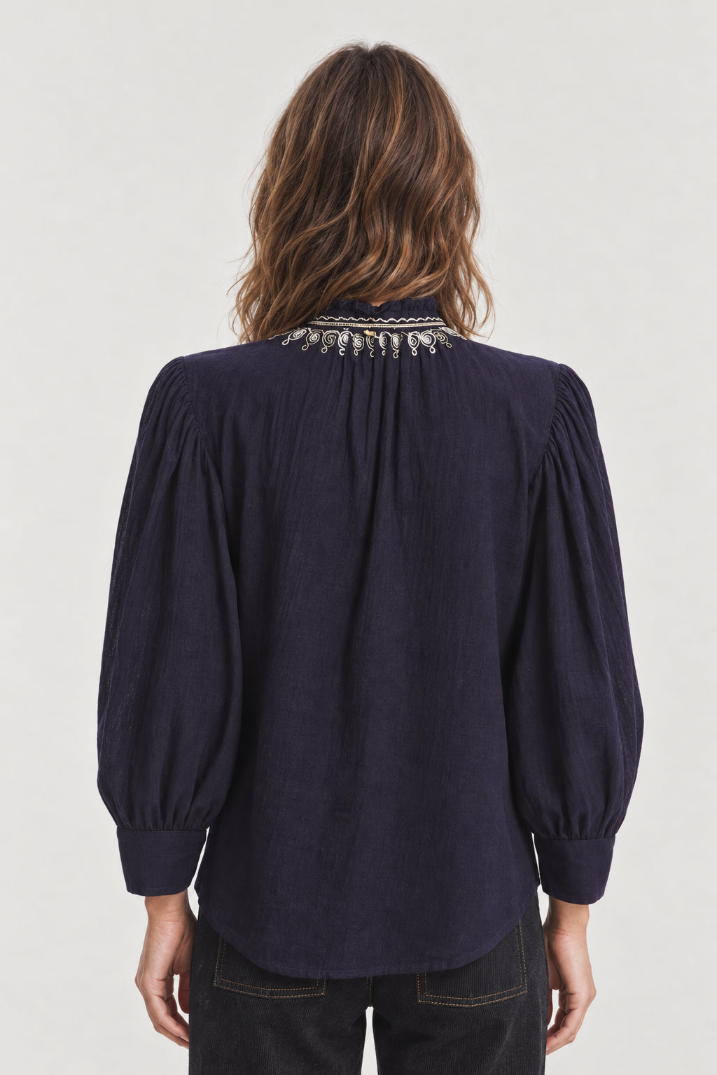 Antik Batik, Blusa in Crepe di Cotone con Ricami Florette