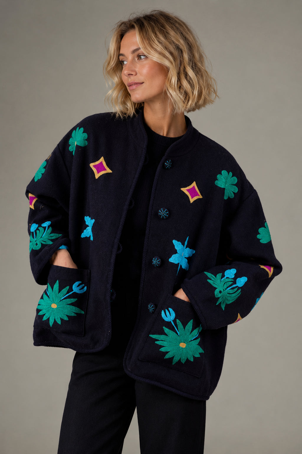 Taieur, Giacca Caban con Ricami in Lana Kilmort Dina