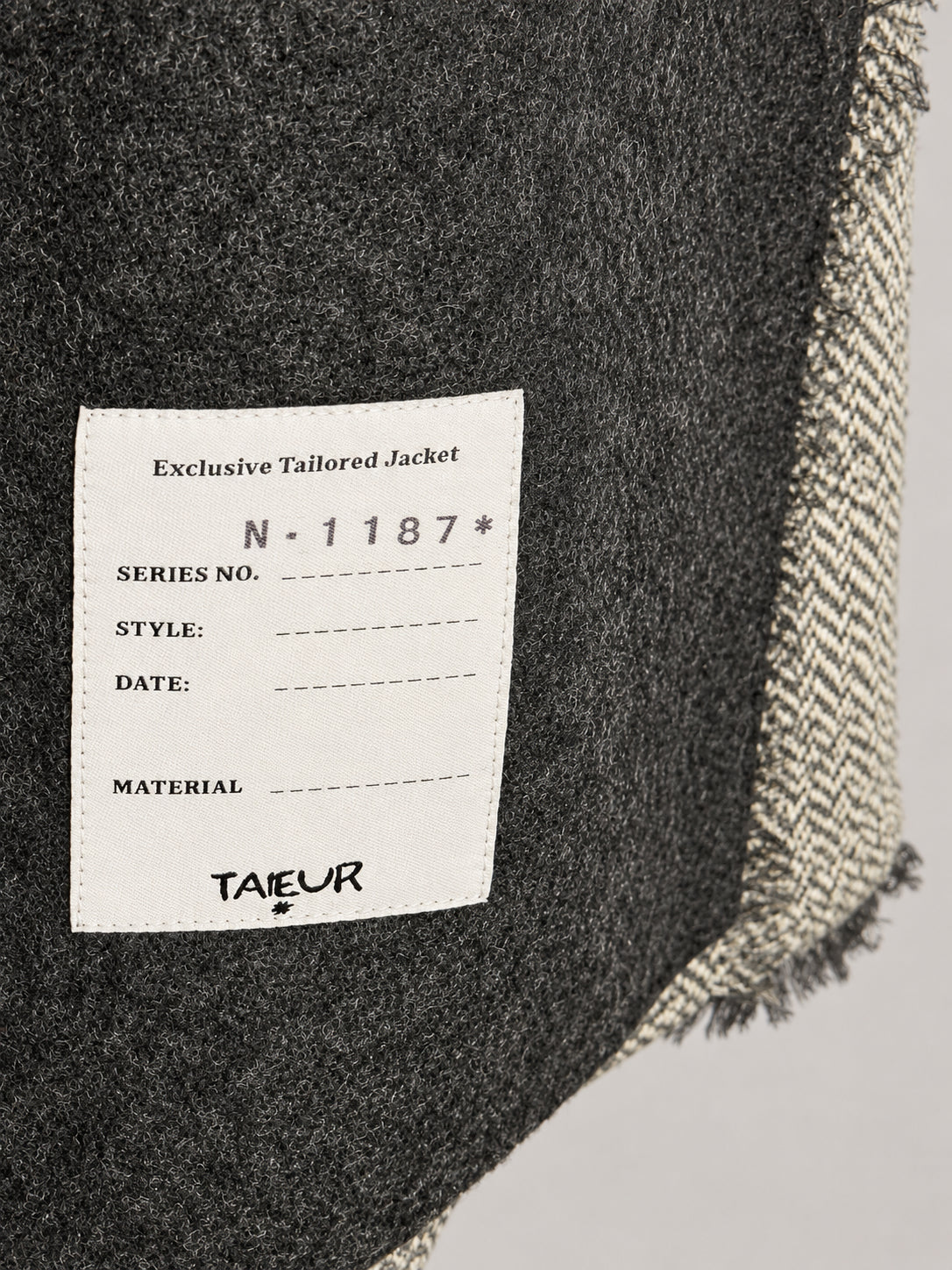 TAIEUR, Giaccone Lana e Cashmere Olga Tatoo