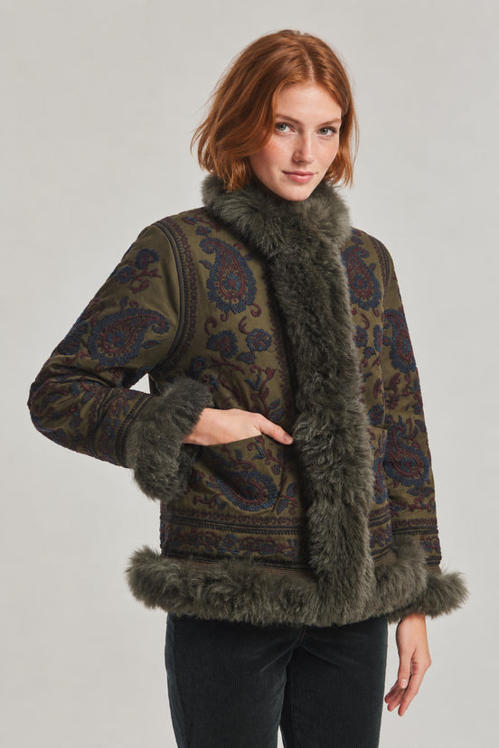 Antik Batik, Giaccone corto con ricami e pelliccia Pauline