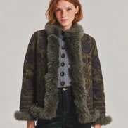Antik Batik, Giaccone corto con ricami e pelliccia Pauline