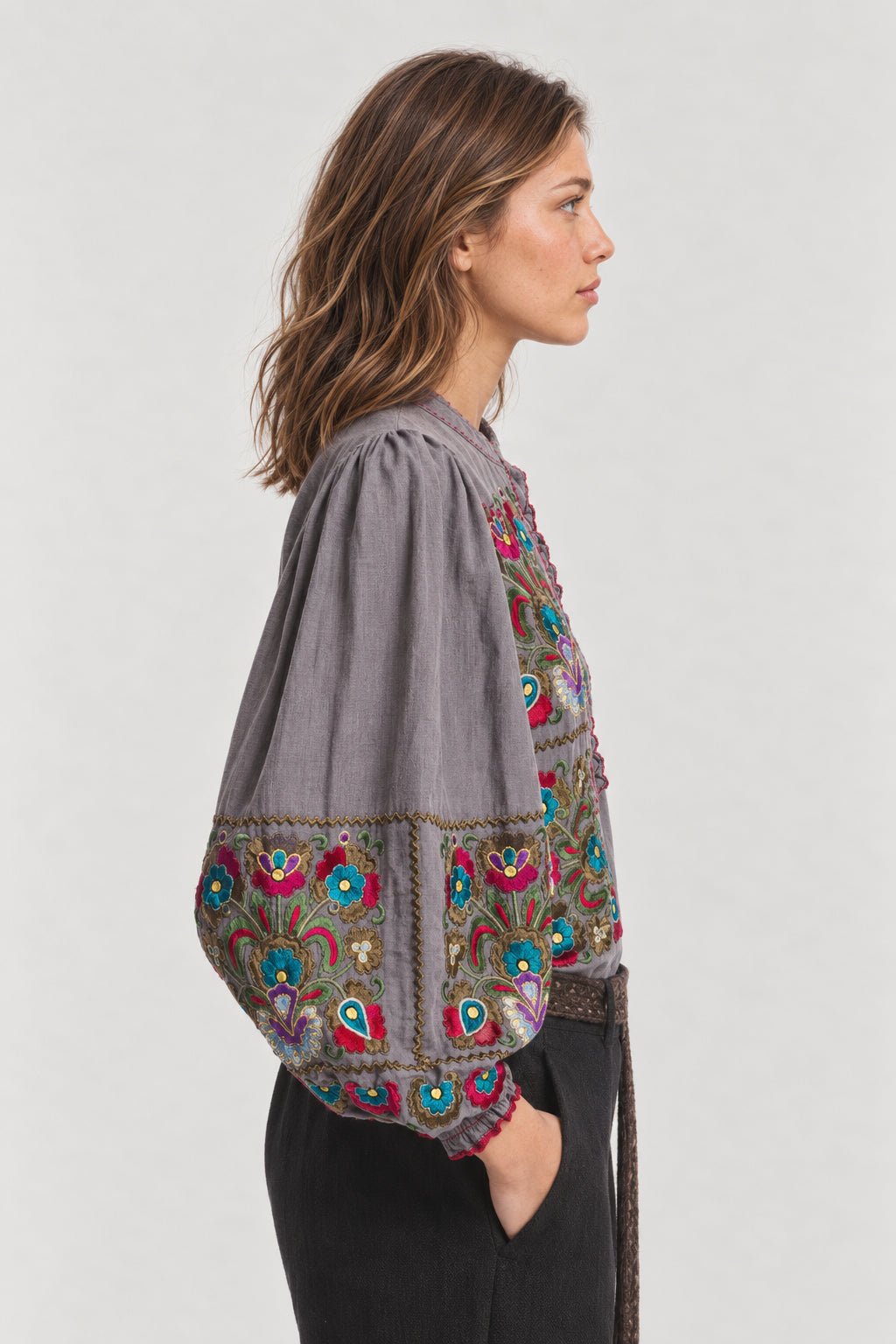 Antik Batik, Blusa in Cotone Grigio con Ricami Greta