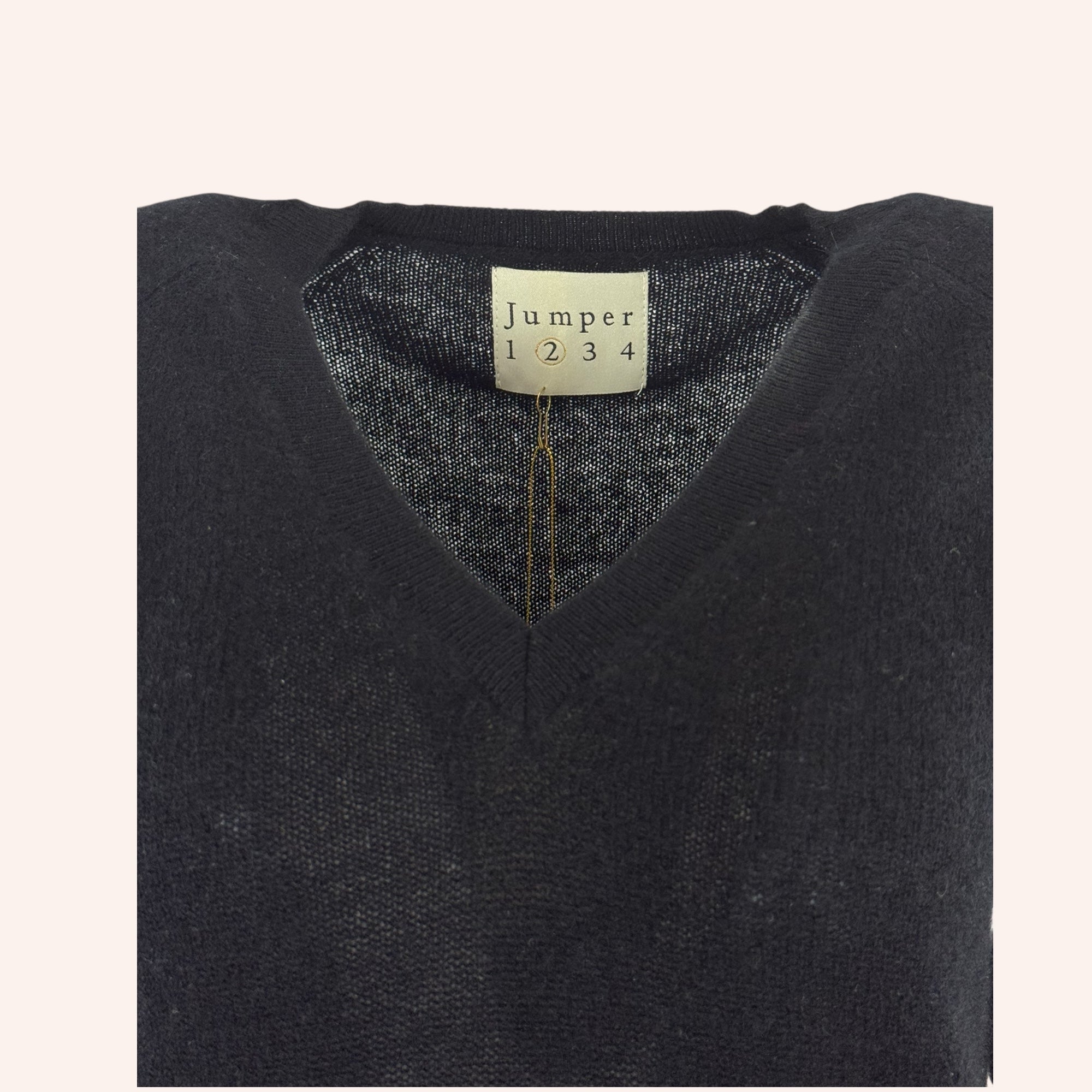 Maglia Scollo a V Cashmere Nera Jumper1234