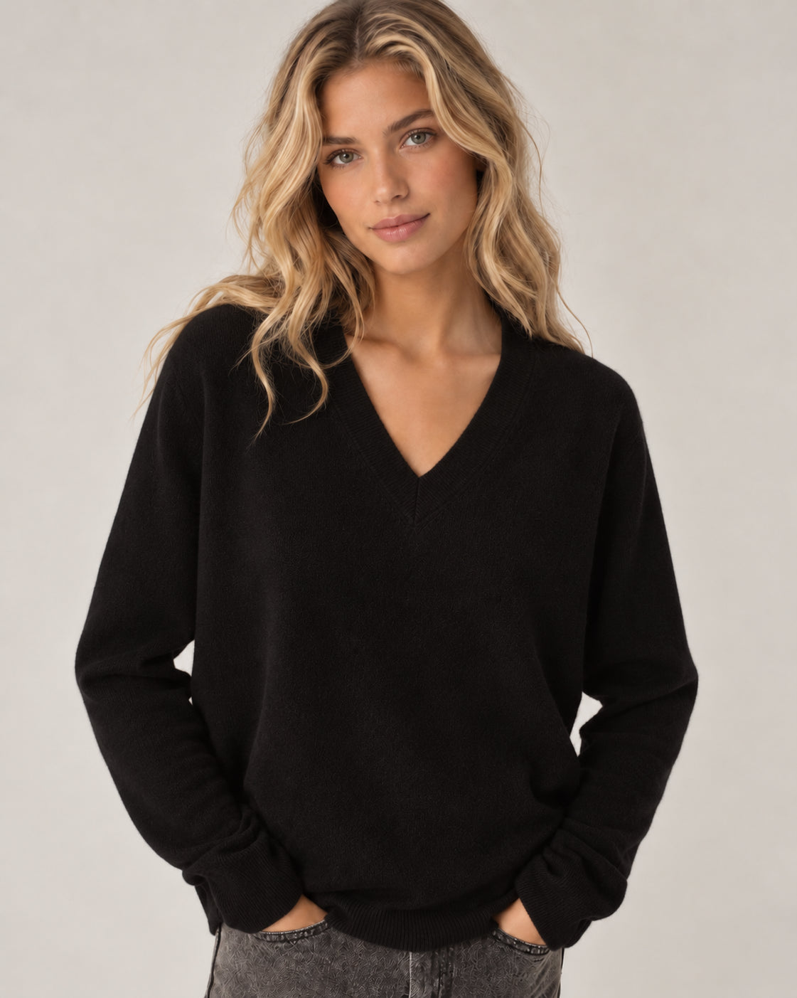 Kujten, Maglia in Cashmere  Scollo a V
