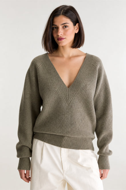 Bellrose, Maglione costa inglese con scollo a V