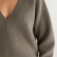 Bellrose, Maglione costa inglese con scollo a V