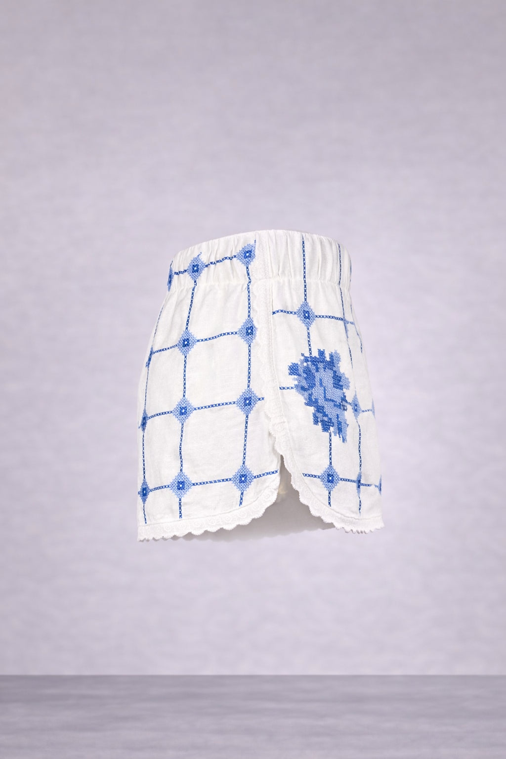 Orsina, Shorts Ricami Rose Azzurre Punto Croce