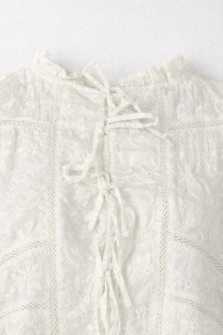 Top Senza Maniche in Pizzo con Lacci Bianco Camila Maison Hotel