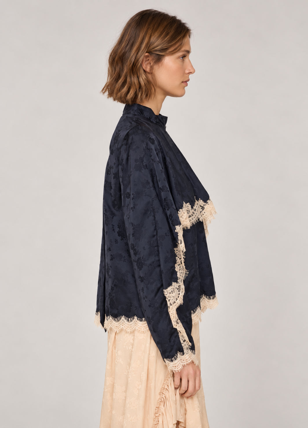 Sea NY,  Blusa con Rivestimento a Mantella e Pizzo