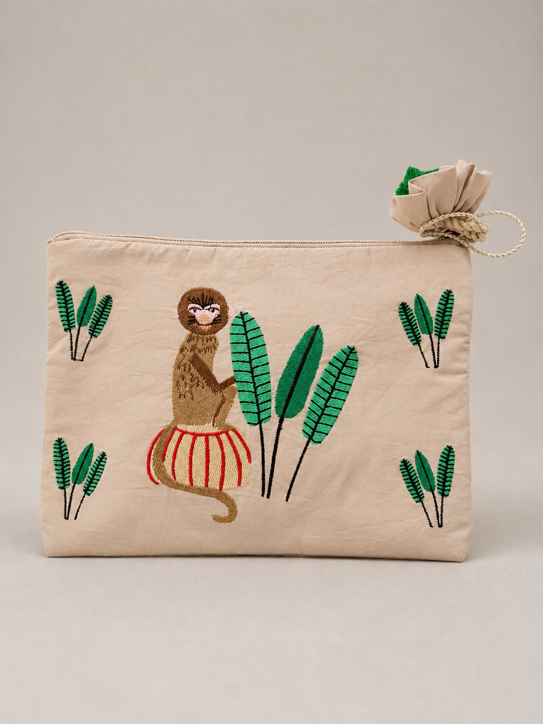Nimo with Love, Pochette in Tessuto con Ricami Ortiga