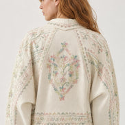 Antik Batik, Bomber in Denim Chiaro con Ricami Alex