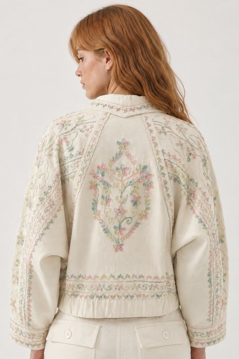 Antik Batik, Bomber in Denim Chiaro con Ricami Alex