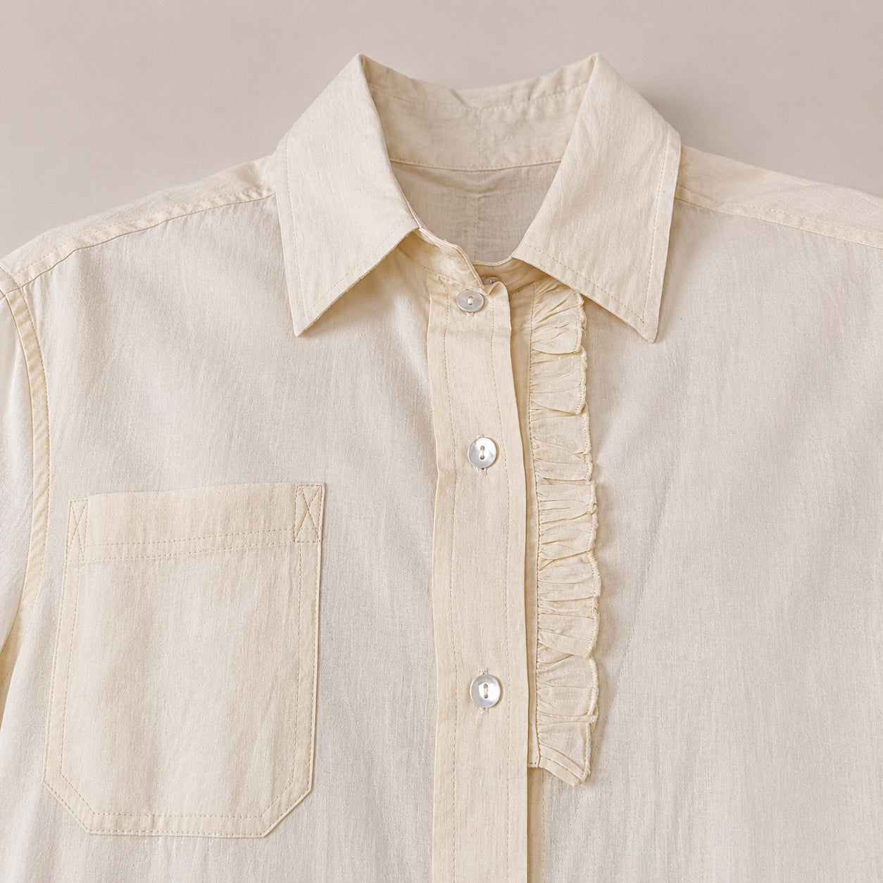 Camicia in Voile di Cotone con Taschino Beige Tee Shirt Antik Batik