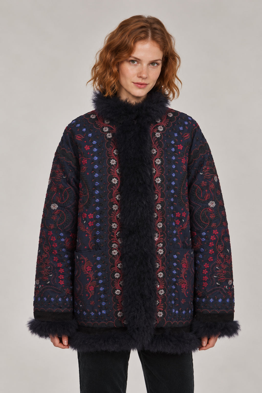 Antik Batik, Giaccone con ricami e pelliccia Ivan