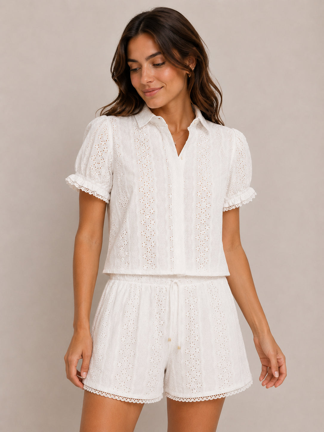 Delfina, Shorts in Pizzo Sangallo