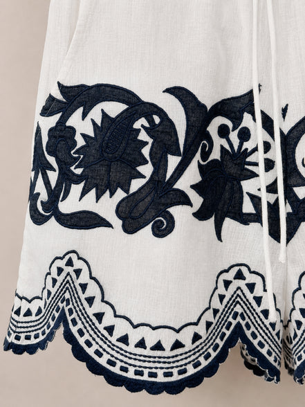 Benaras, Shorts in Lino con Ricami