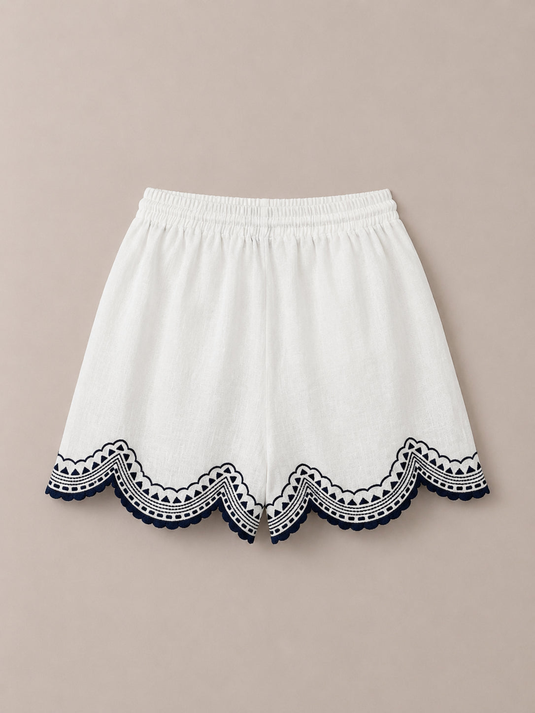 Benaras, Shorts in Lino con Ricami
