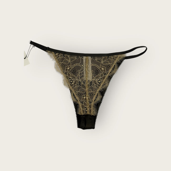 LoveStories, Slip Brasiliana Charlotte