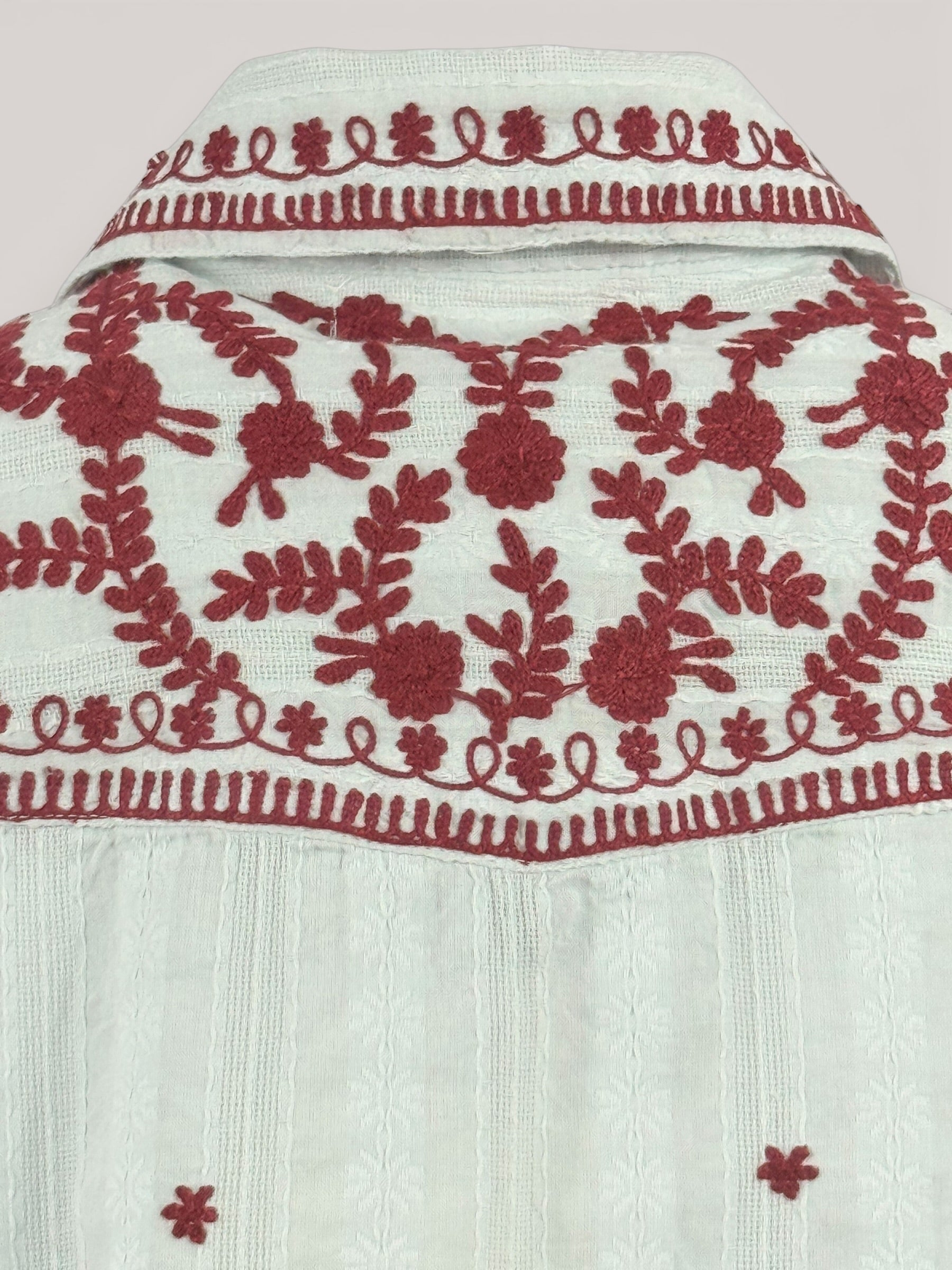 Camicia con Ricami sul Collo e Spalle Salinger Maison Hotel